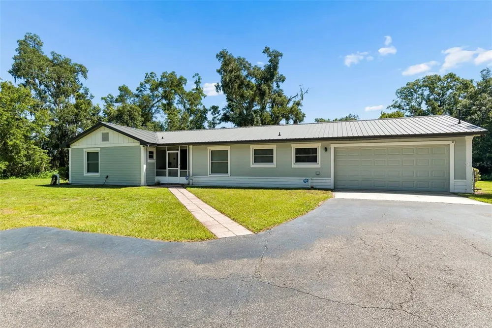 2321 WOOTEN ROAD Dover, FL 33527