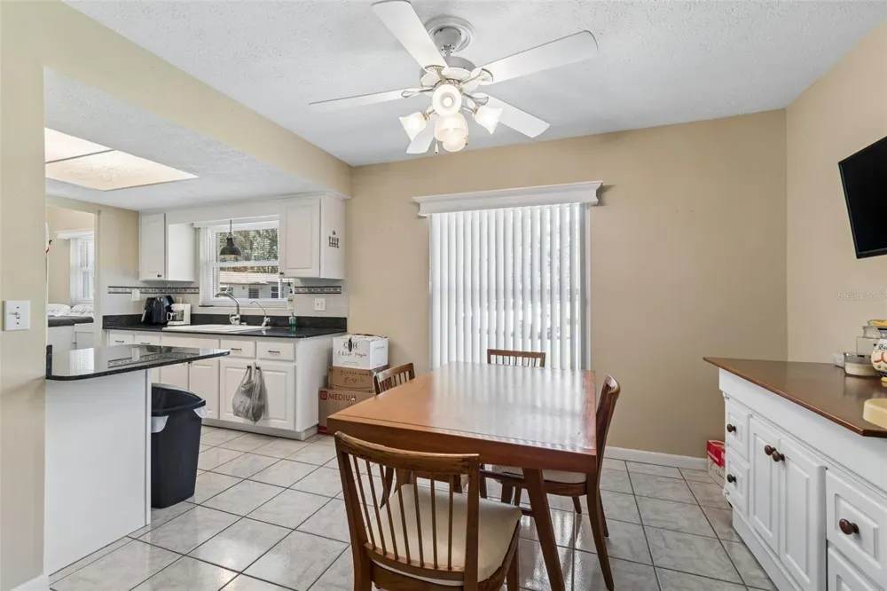 2321 WOOTEN ROAD Dover, FL 33527