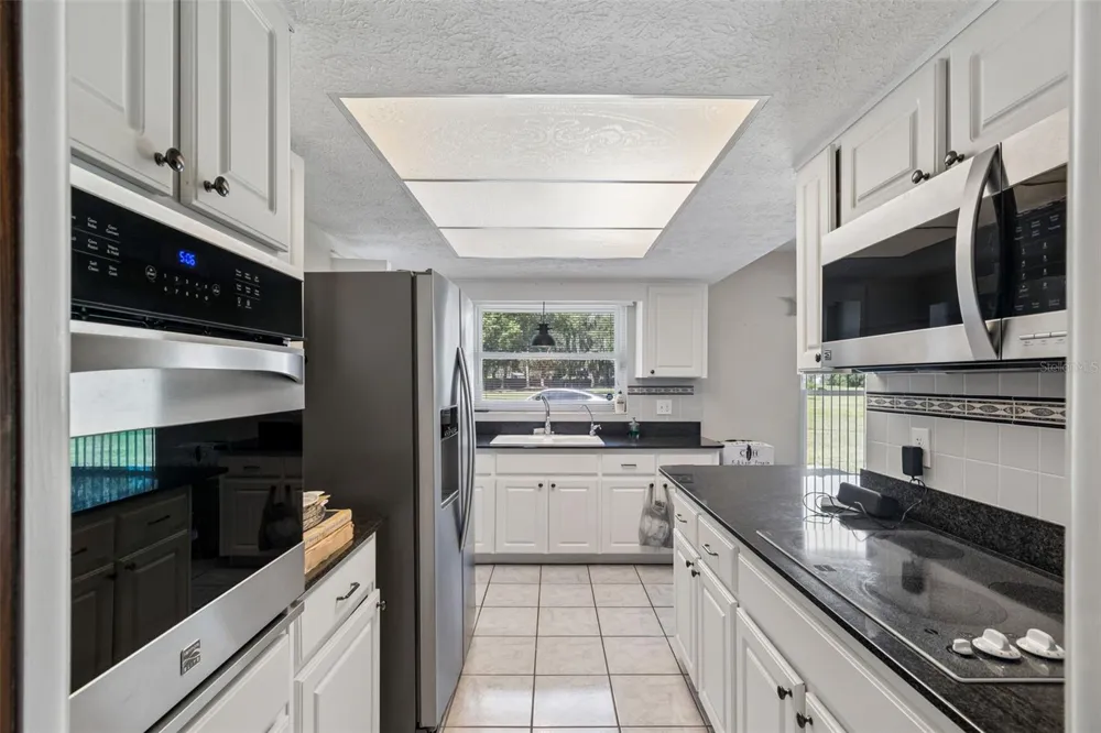 2321 WOOTEN ROAD Dover, FL 33527