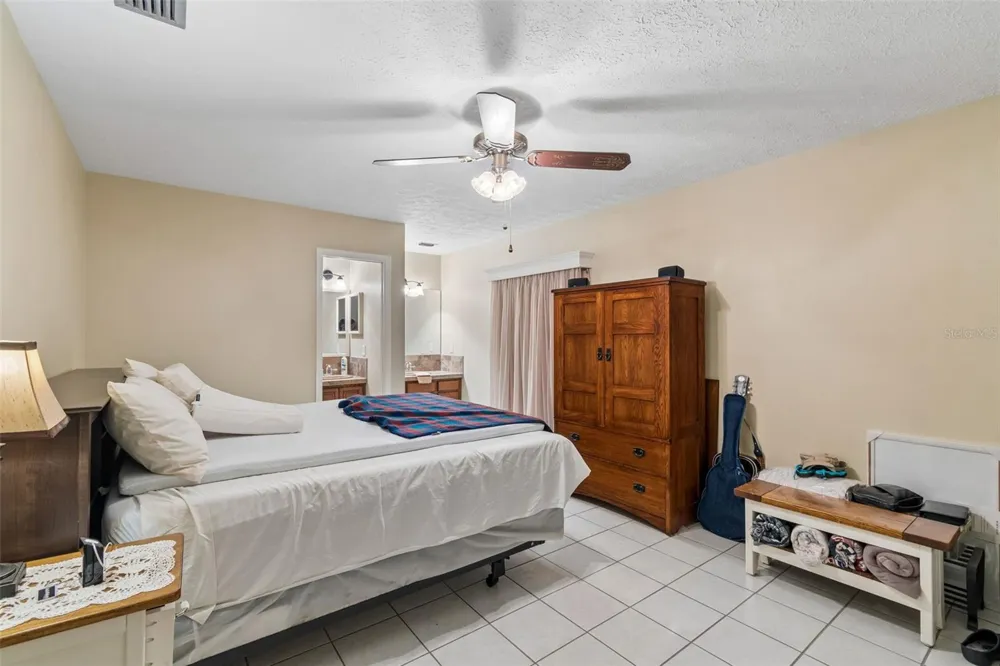 2321 WOOTEN ROAD Dover, FL 33527