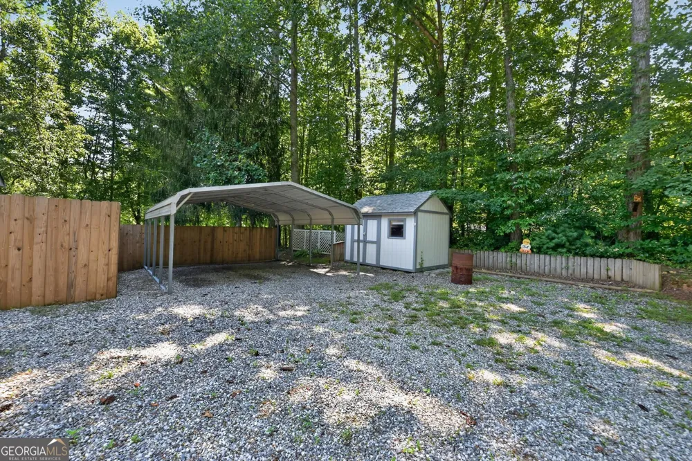 28 Coon Tail RD Blairsville, GA 30512