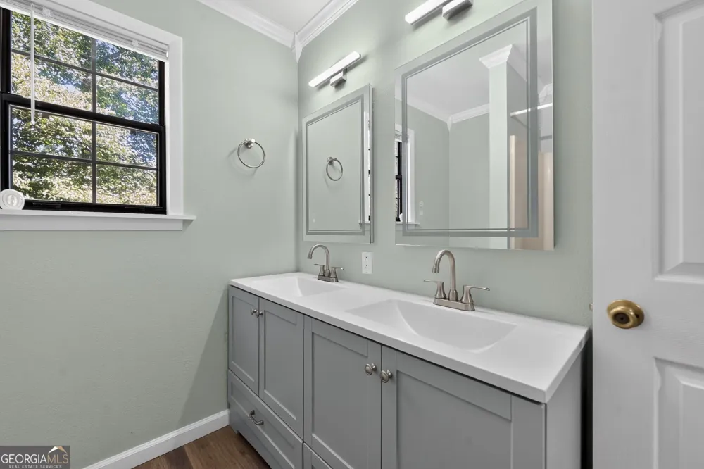 28 Coon Tail RD Blairsville, GA 30512