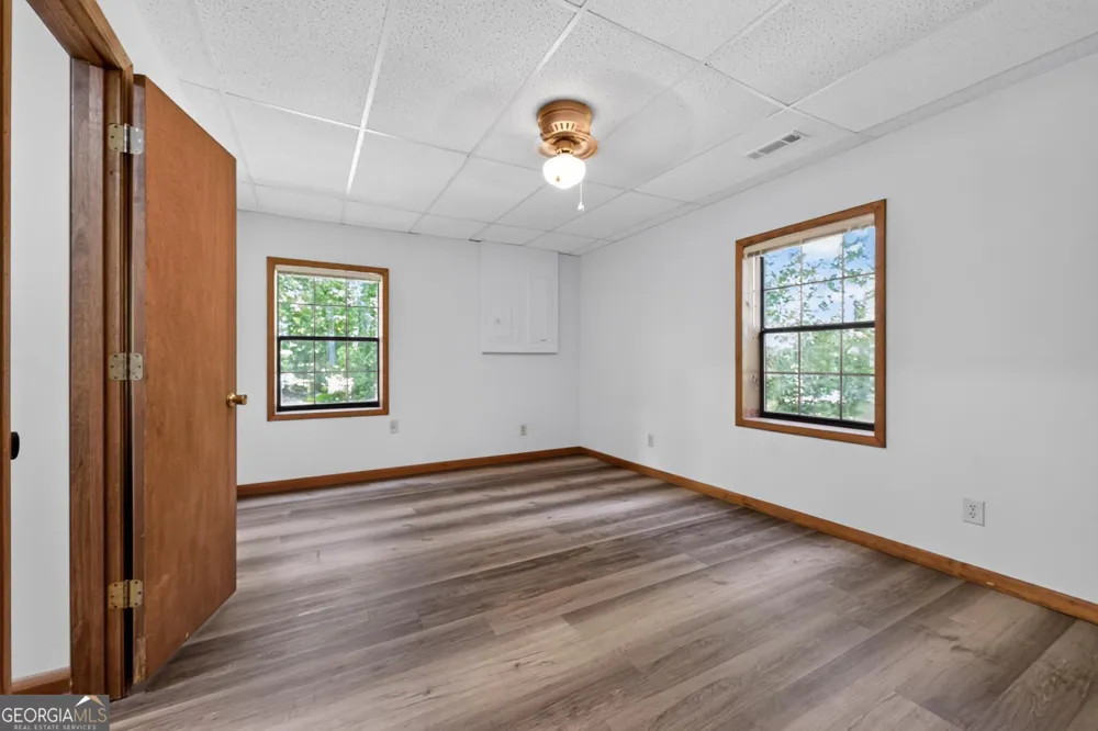28 Coon Tail RD Blairsville, GA 30512