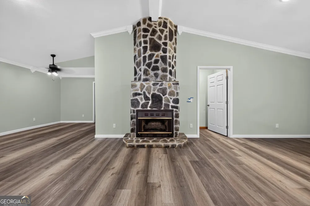 28 Coon Tail RD Blairsville, GA 30512