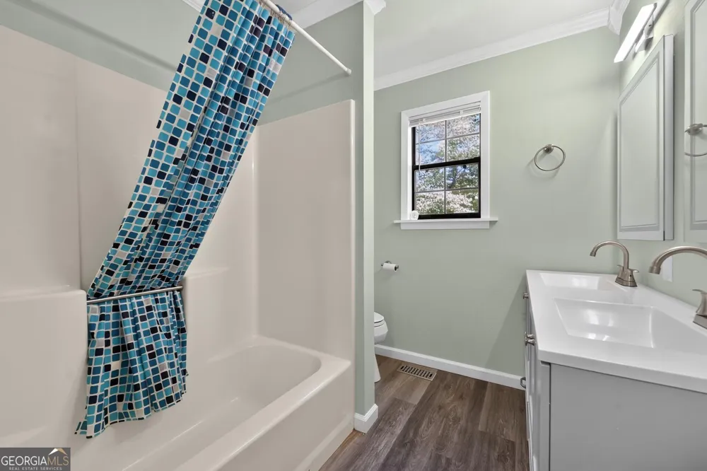 28 Coon Tail RD Blairsville, GA 30512