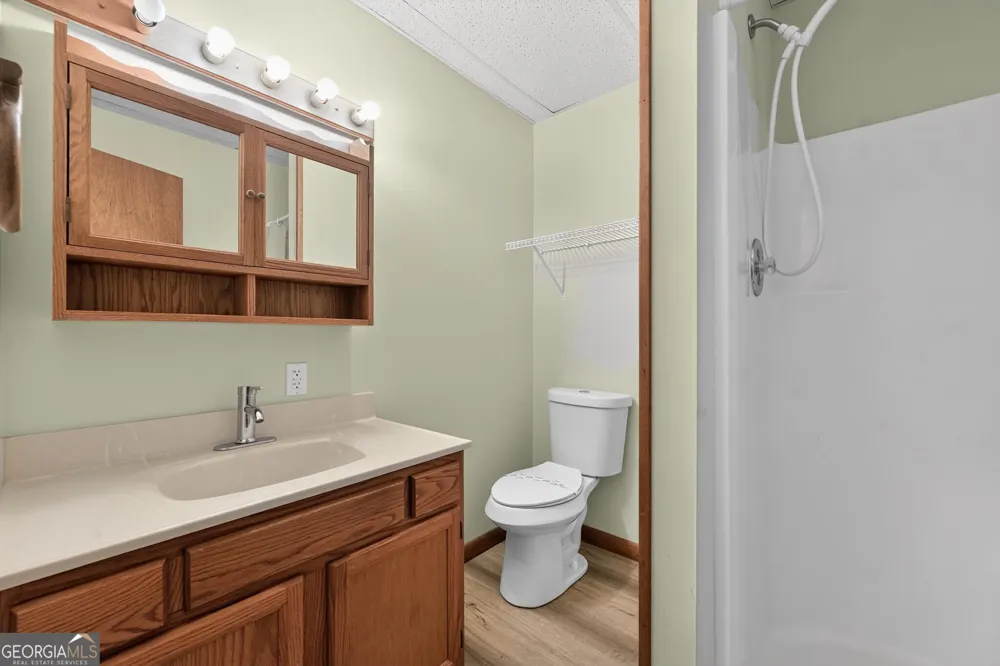 28 Coon Tail RD Blairsville, GA 30512
