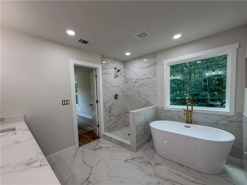 6104 Wandering Way Norcross, GA 30093