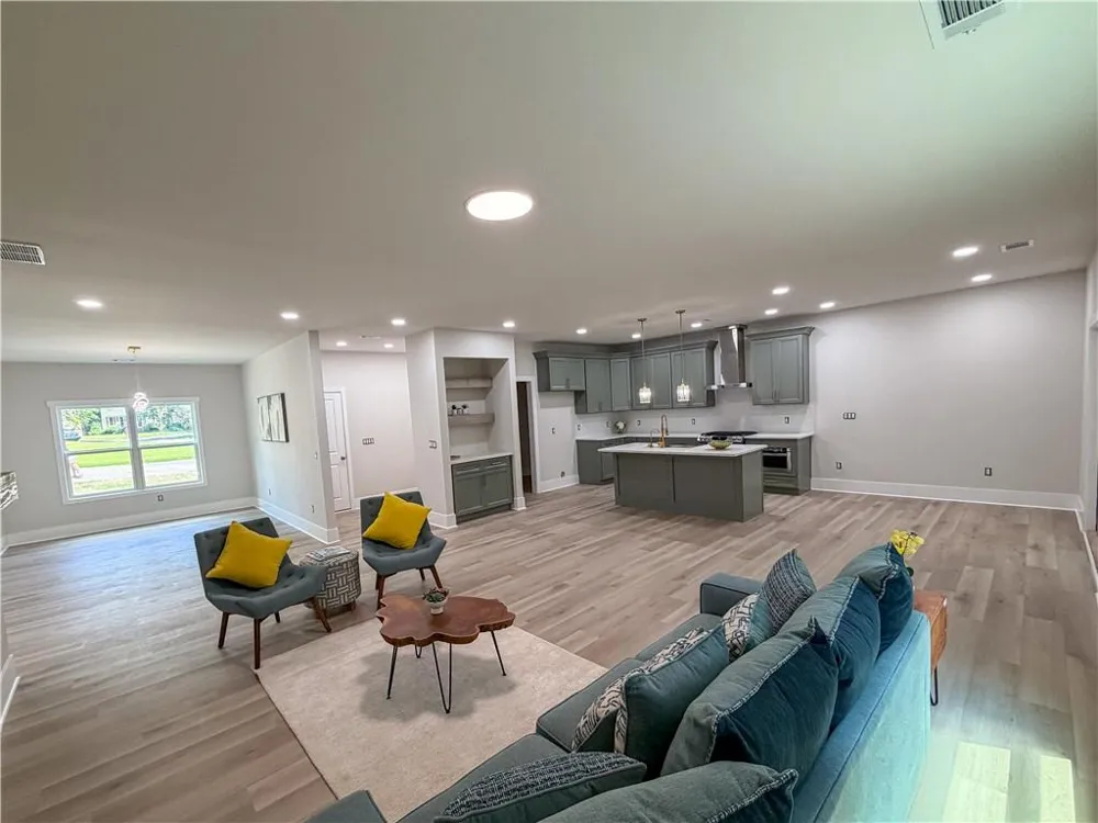 6104 Wandering Way Norcross, GA 30093