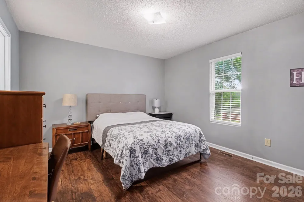 1209 S Juniper Street Kannapolis, NC 28081