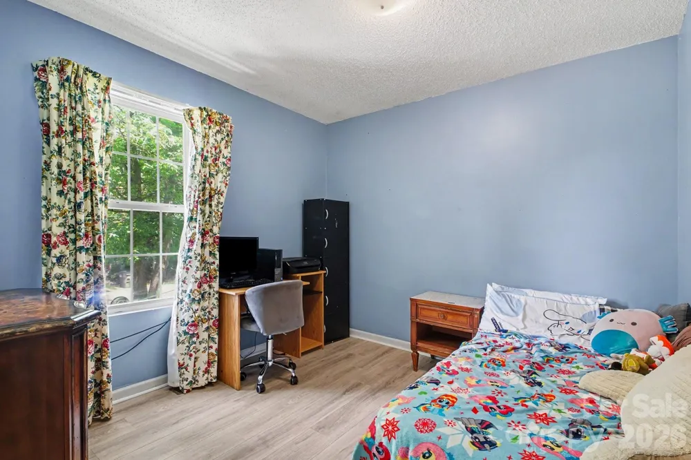 1209 S Juniper Street Kannapolis, NC 28081