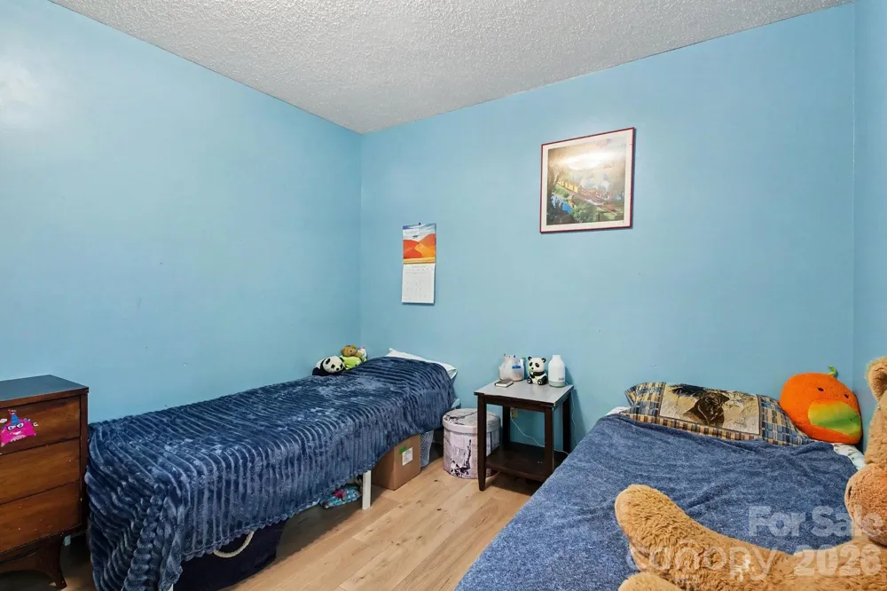 1209 S Juniper Street Kannapolis, NC 28081