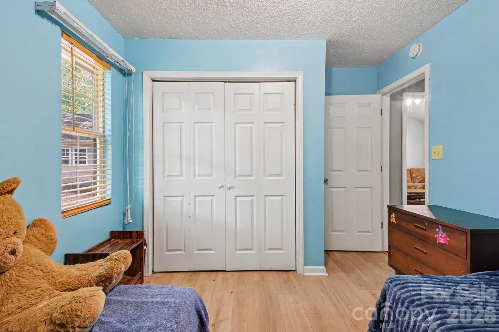 1209 S Juniper Street Kannapolis, NC 28081
