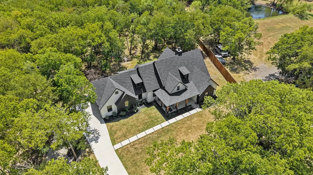 9738 Mackenzie Brook Royse City, TX 75189