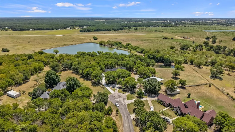9738 Mackenzie Brook Royse City, TX 75189