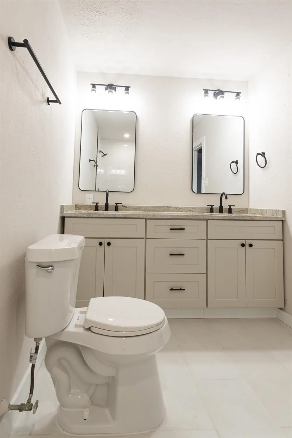 5220 Pruitt Drive The Colony, TX 75056