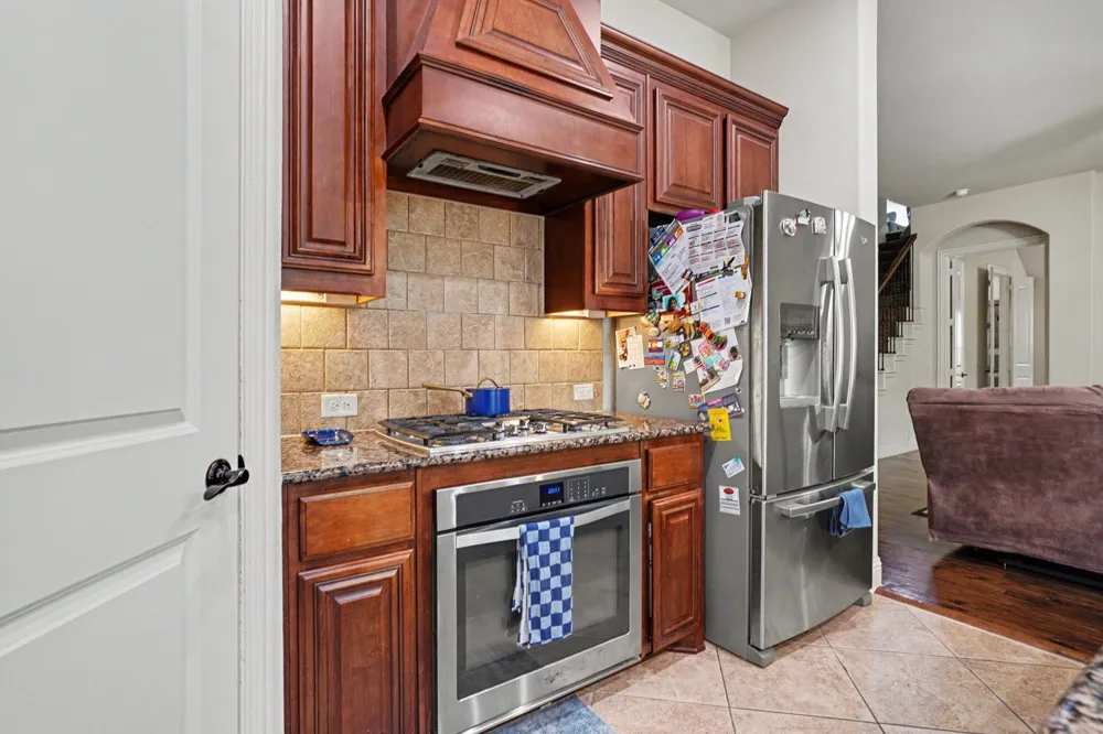 2412 Lynbridge Drive Plano, TX 75025