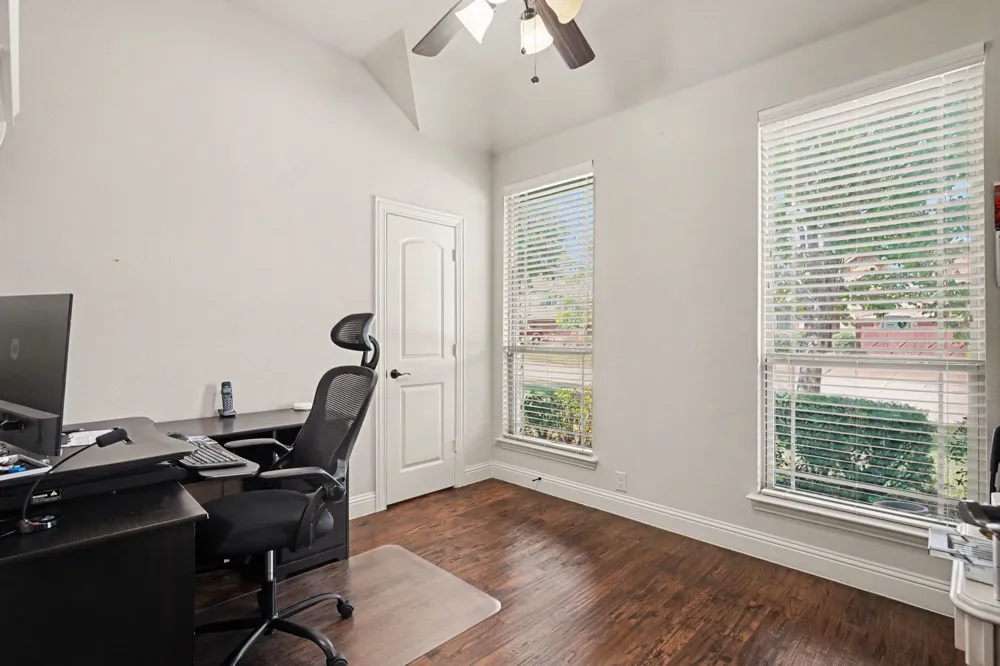 2412 Lynbridge Drive Plano, TX 75025
