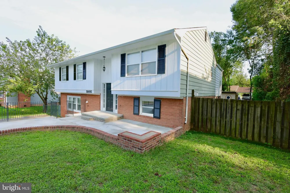 5005 BLAKE DRIVE Fredericksburg, VA 22407