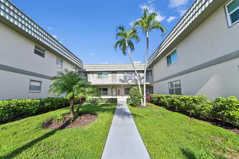 233 Monaco Boulevard E