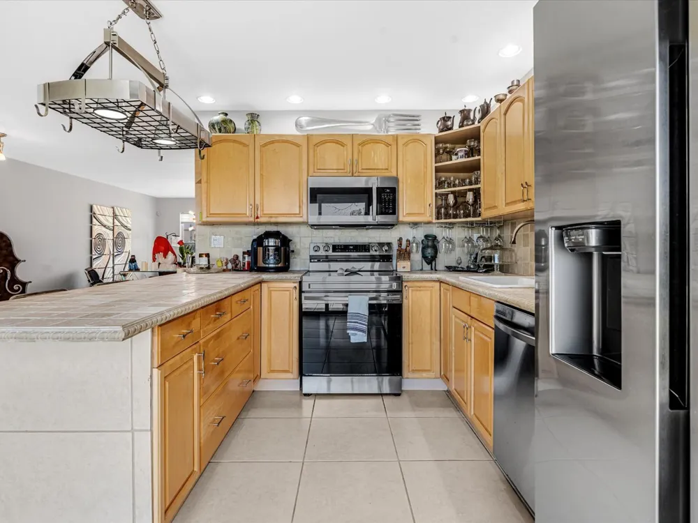 3370 BEAU RIVAGE DRIVE #3A Pompano Beach, FL 33064