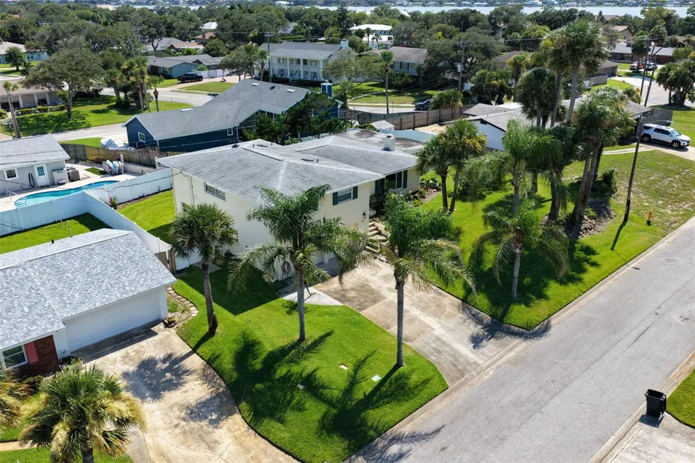 76 BANYAN DRIVE Ormond Beach, FL 32176