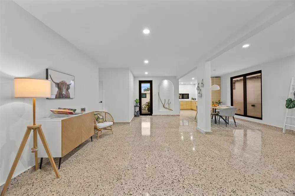 10 CALLE Rincon, PR 00677