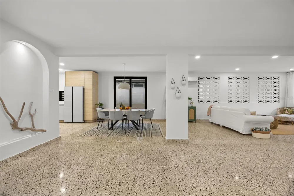10 CALLE Rincon, PR 00677
