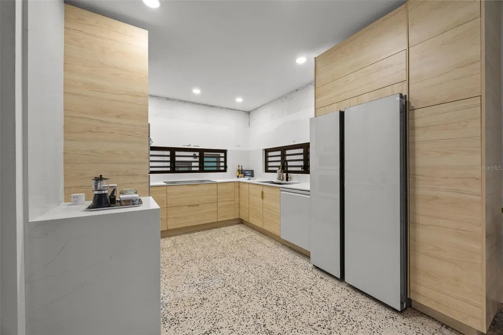 10 CALLE Rincon, PR 00677