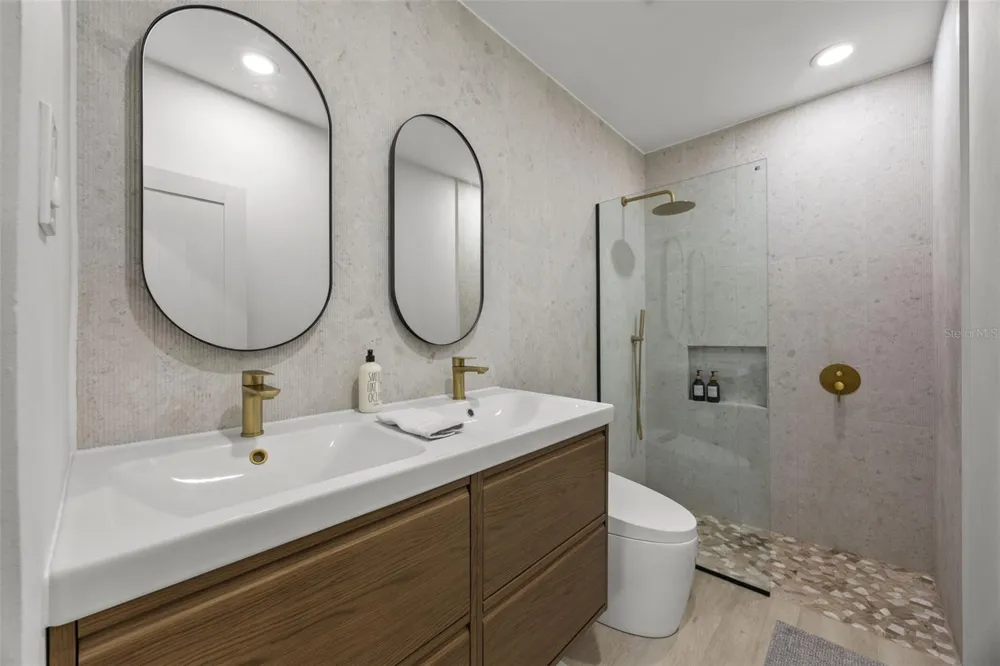 10 CALLE Rincon, PR 00677