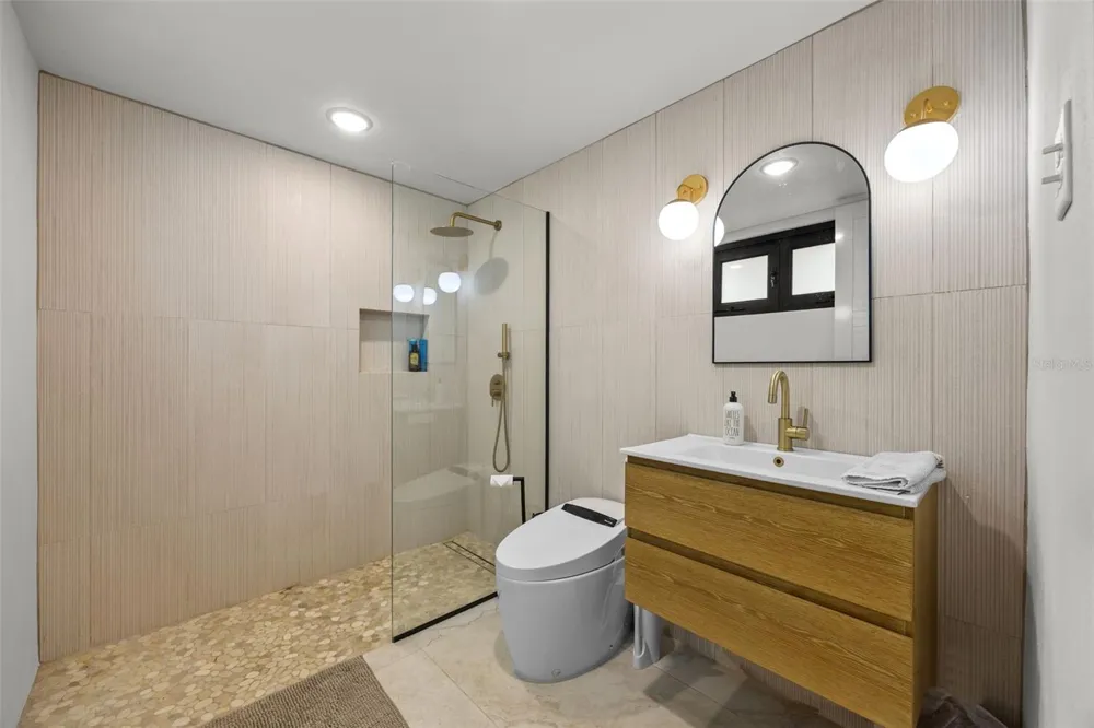 10 CALLE Rincon, PR 00677