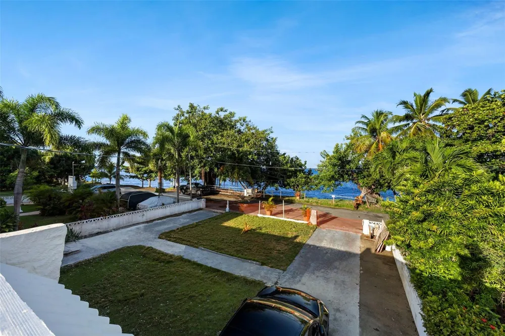 10 CALLE Rincon, PR 00677