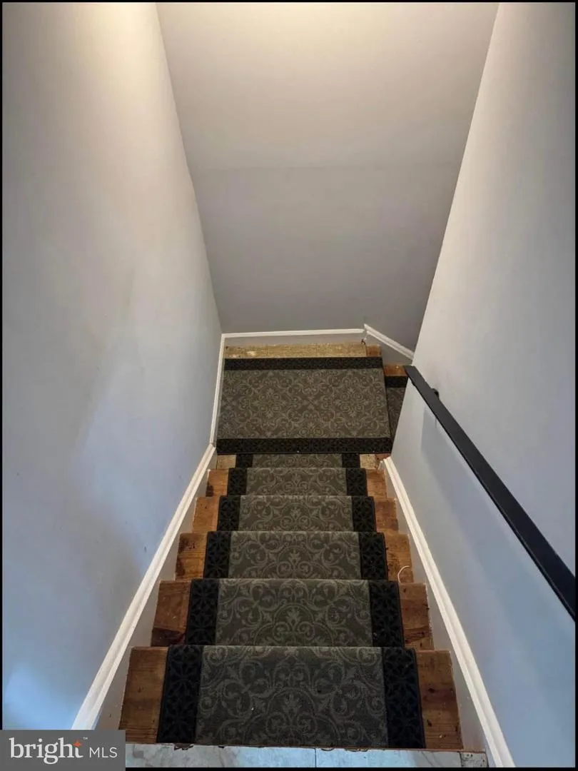 11124 OAK LEAF DRIVE #89 Silver Spring, MD 20901