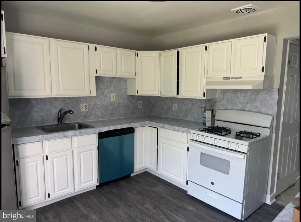 11124 OAK LEAF DRIVE #89 Silver Spring, MD 20901