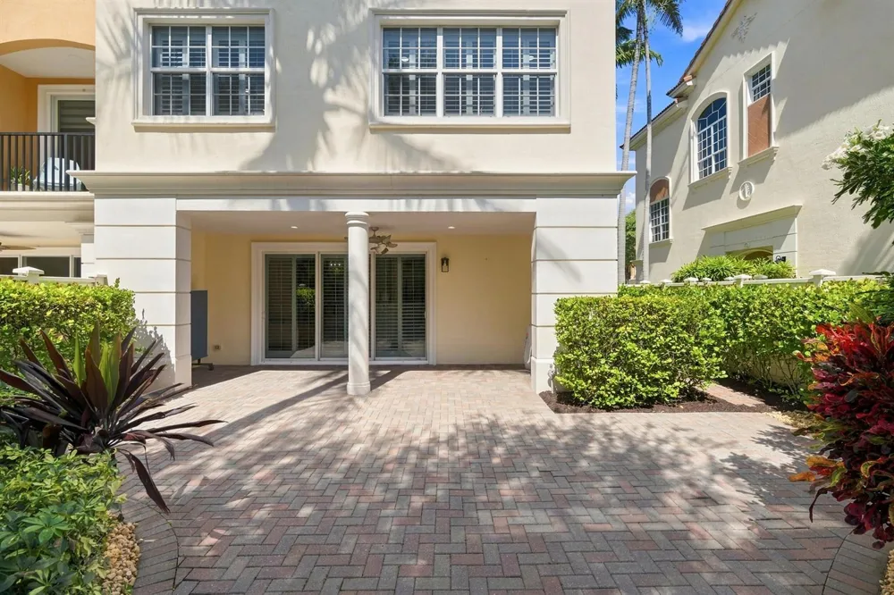 5550 NE Trieste Terrace Boca Raton, FL 33487