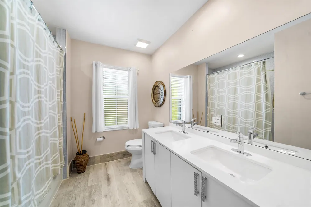 5106 Heron Court Coconut Creek, FL 33073