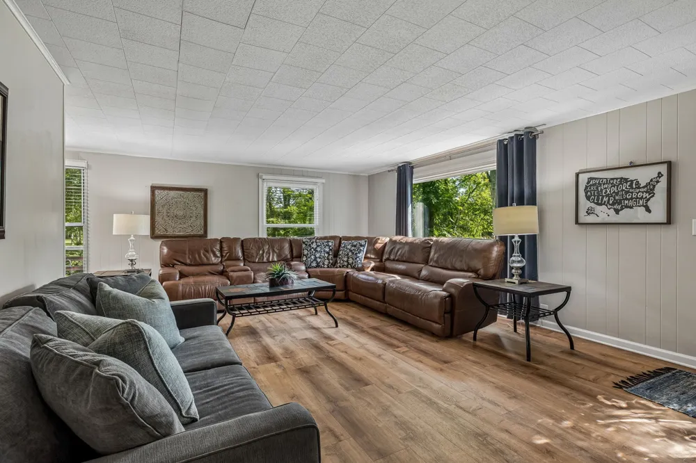 6923 Nolensville Rd Brentwood, TN 37027