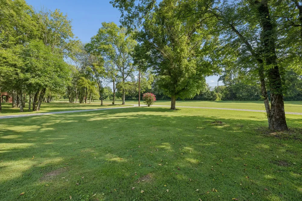 6923 Nolensville Rd Brentwood, TN 37027