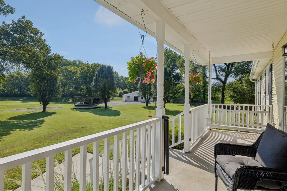 6923 Nolensville Rd Brentwood, TN 37027