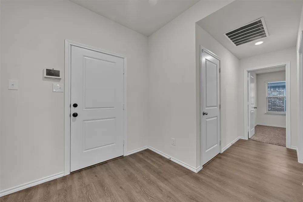 1748 Duskwood Drive Lancaster, TX 75146