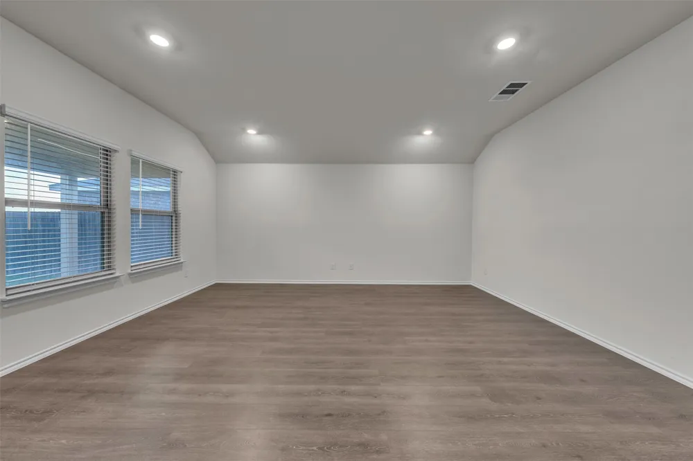 1748 Duskwood Drive Lancaster, TX 75146