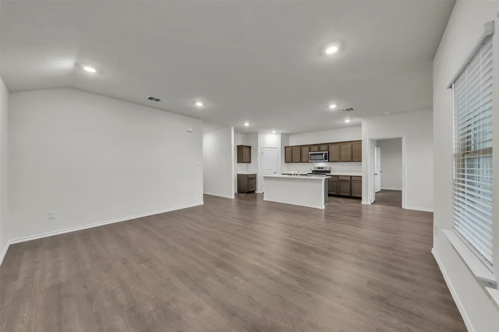 1748 Duskwood Drive Lancaster, TX 75146