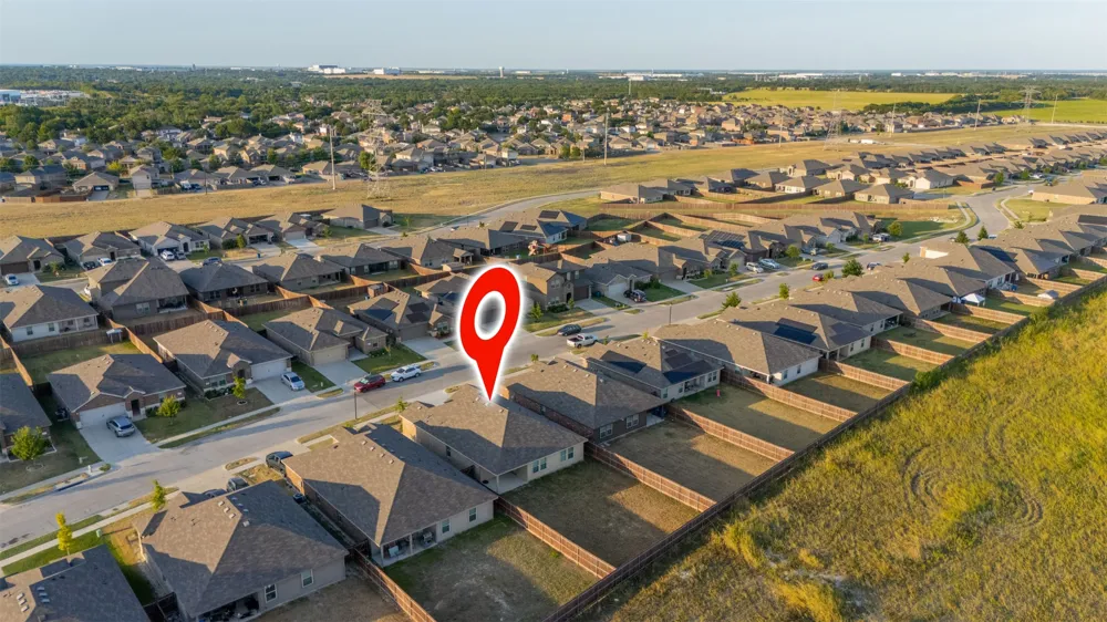 1748 Duskwood Drive Lancaster, TX 75146