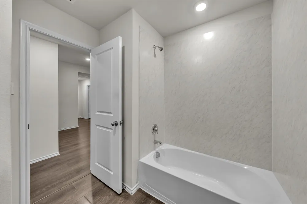 1748 Duskwood Drive Lancaster, TX 75146