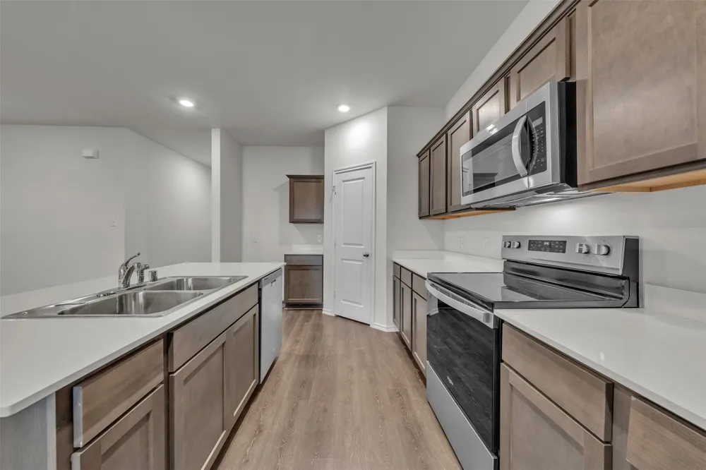 1748 Duskwood Drive Lancaster, TX 75146
