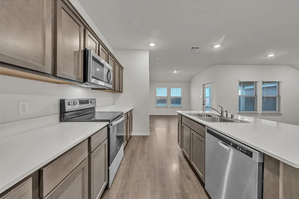 1748 Duskwood Drive Lancaster, TX 75146