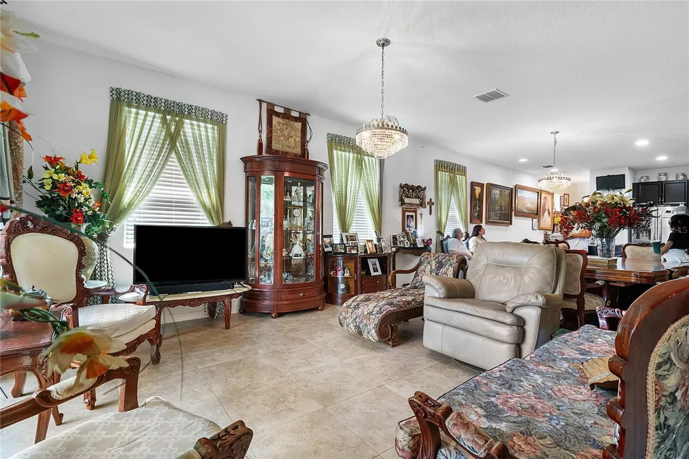 2705 GIRALDA COURT Kissimmee, FL 34743