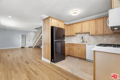 2435 3rd Street