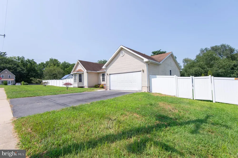 103 GOVERNORS AVENUE Laurel, DE 19956