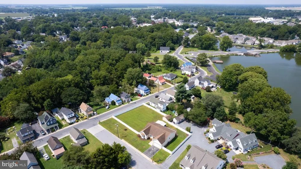 103 GOVERNORS AVENUE Laurel, DE 19956