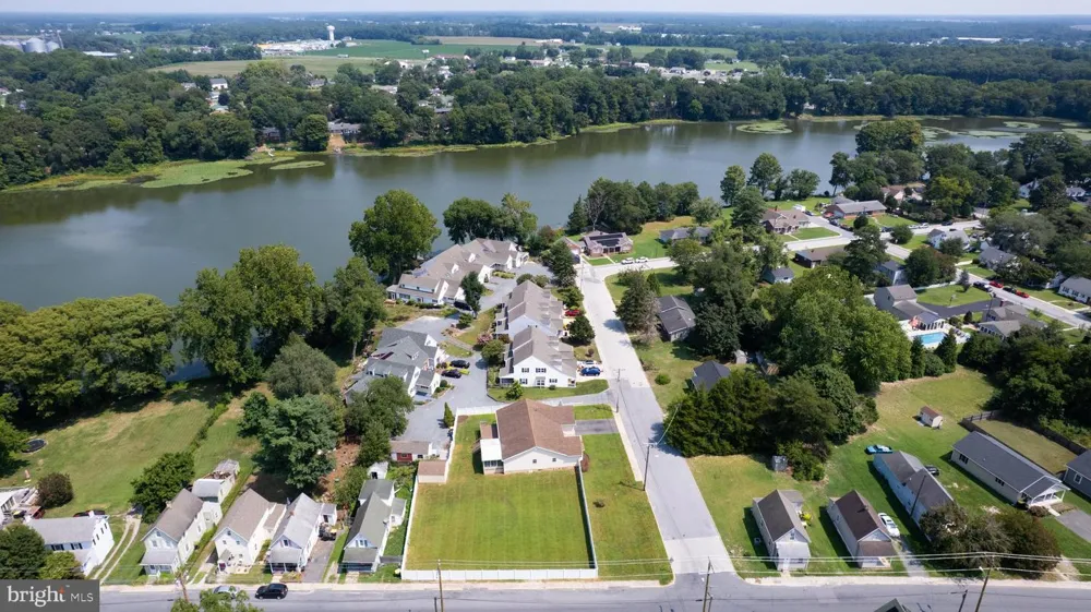 103 GOVERNORS AVENUE Laurel, DE 19956